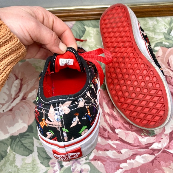 Phineas and Ferb x VANS - Picture 6 of 7